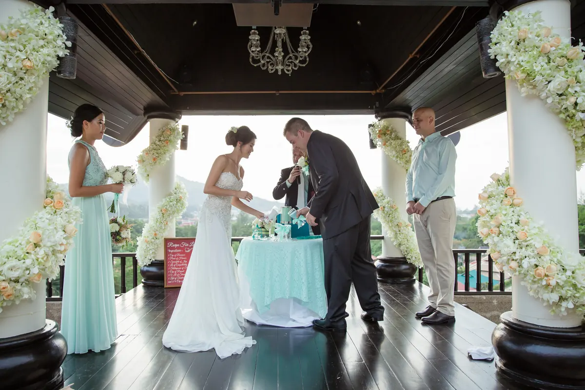 Stephan & Diana wedding at Villa Baan Chang Thai, Phuket — December 2016 (image 221 of 231)