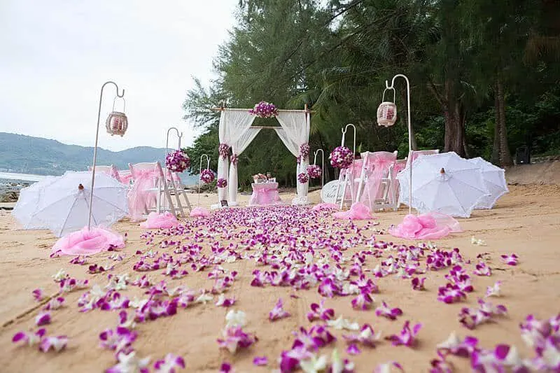 Unique & Phuket wedding at Hua Beach, Phuket — October 2017 (image 18 of 74)
