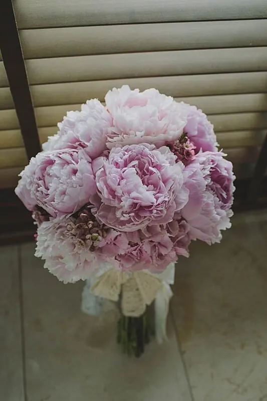 Unique & Phuket wedding at Villa Aye, Phuket — July 2017 (image 17 of 77)