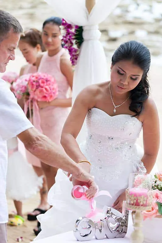 Unique & Phuket wedding at Hua Beach, Phuket — October 2017 (image 40 of 74)