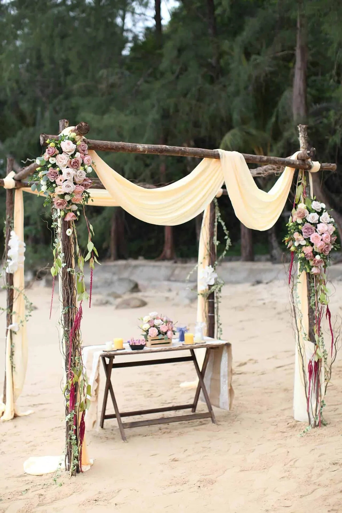 Unique & Phuket wedding at Hua Beach, Phuket — October 2017 (image 38 of 74)