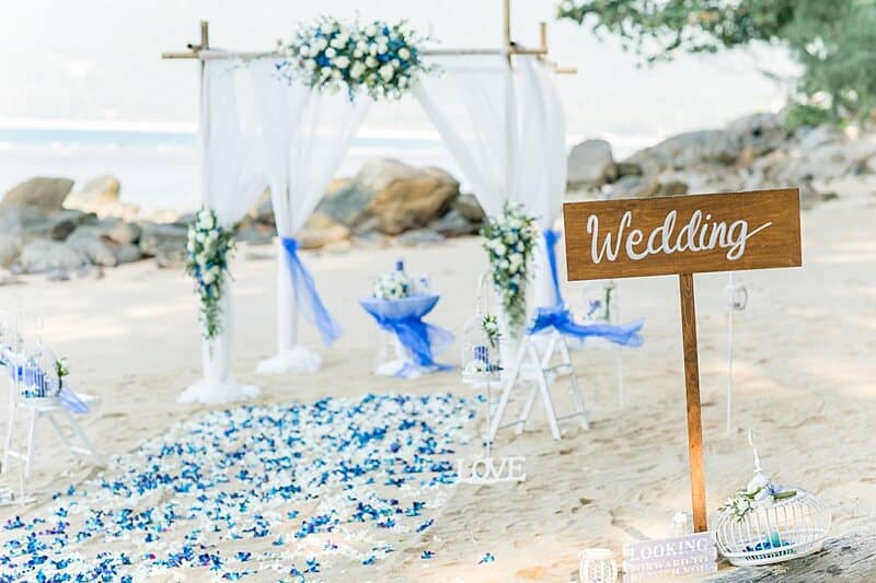 Unique & Phuket wedding at Hua Beach, Phuket — December 2017 (image 2 of 11)