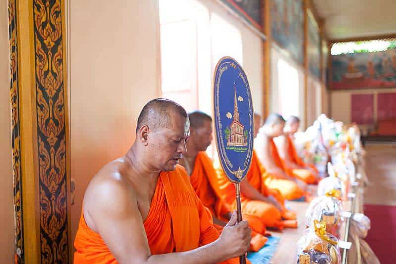 Nic & John wedding at Chalong Temple, Phuket — February 2018 (image 66 of 88)
