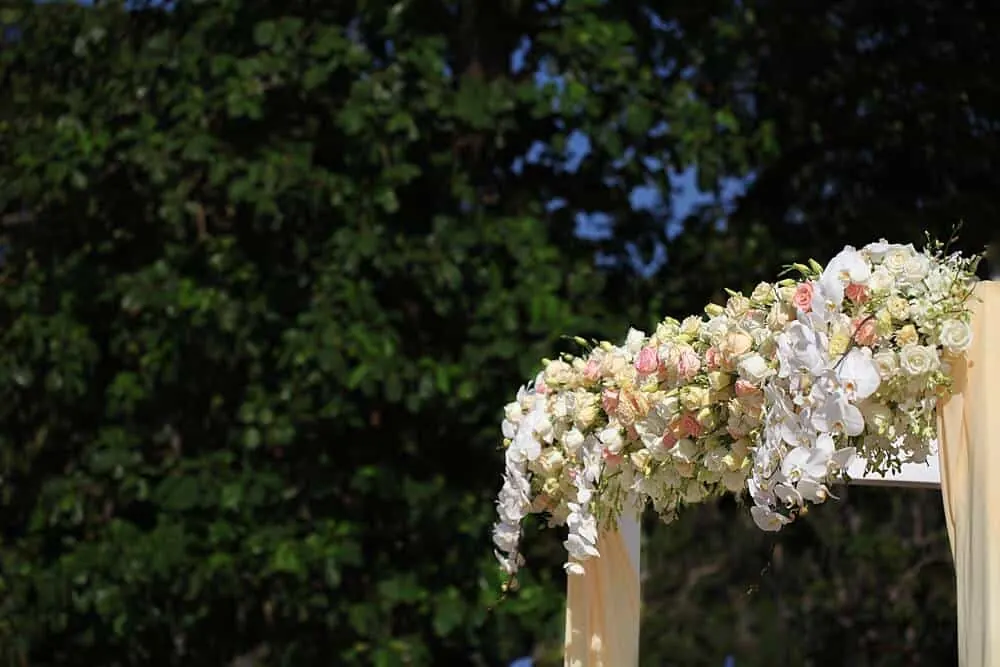 Ivona & Daniel wedding at Thavorn Beach Villa Resort, Phuket — March 2019 (image 11 of 11)