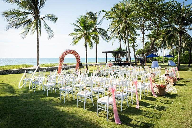 Kitty & Mike wedding at Villa Jia – Jivana Beach Villas, Phuket — February 2019 (image 26 of 31)