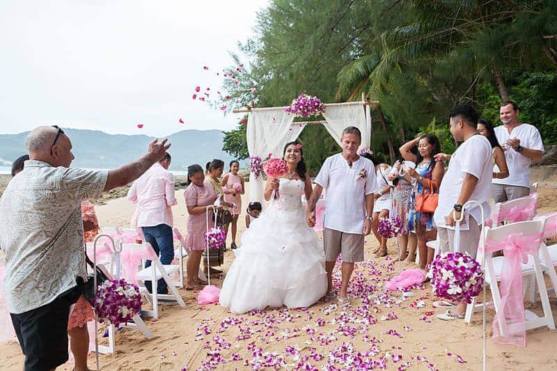 Artishma & Ash wedding at Hua Beach, Phuket — April 2018 (image 34 of 39)