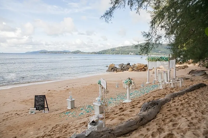 Unique & Phuket wedding at Hua Beach, Phuket — October 2017 (image 59 of 74)