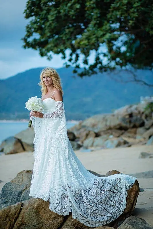 Unique & Phuket wedding at Hua Beach, Phuket — October 2017 (image 25 of 74)