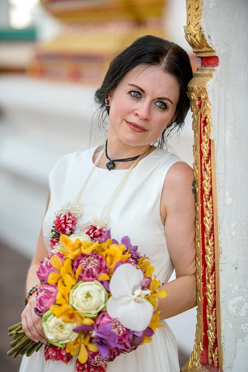Nic & John wedding at Chalong Temple, Phuket — February 2018 (image 33 of 88)