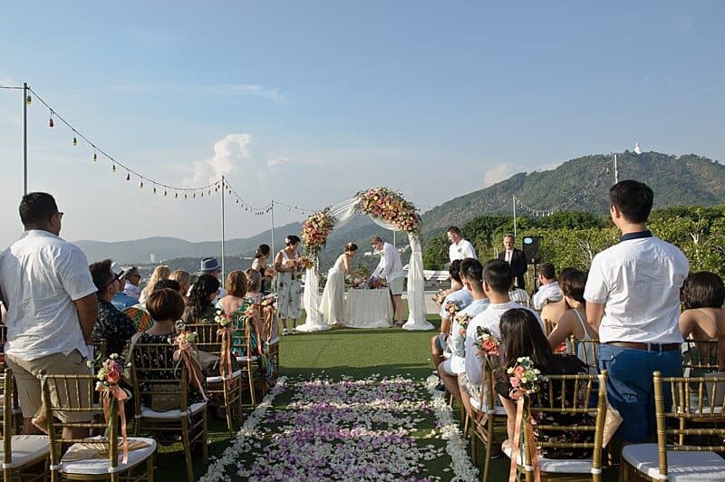 Jennifer & Garys wedding at Hotel Nook Dee, Phuket — April 2018 (image 23 of 50)