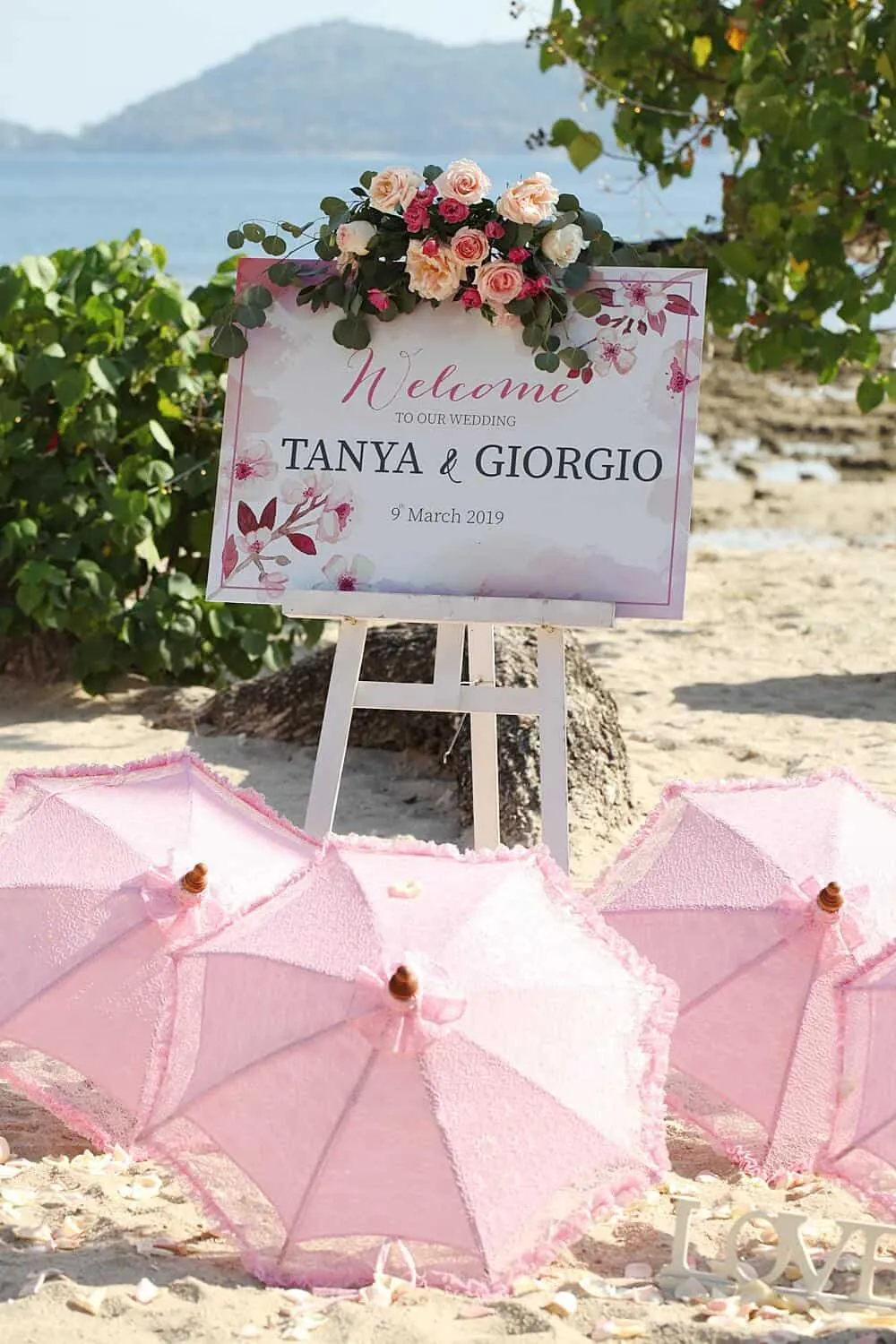 Tanya & Giorgio wedding at Thavorn Beach Villa Resort, Phuket — March 2019 (image 4 of 16)