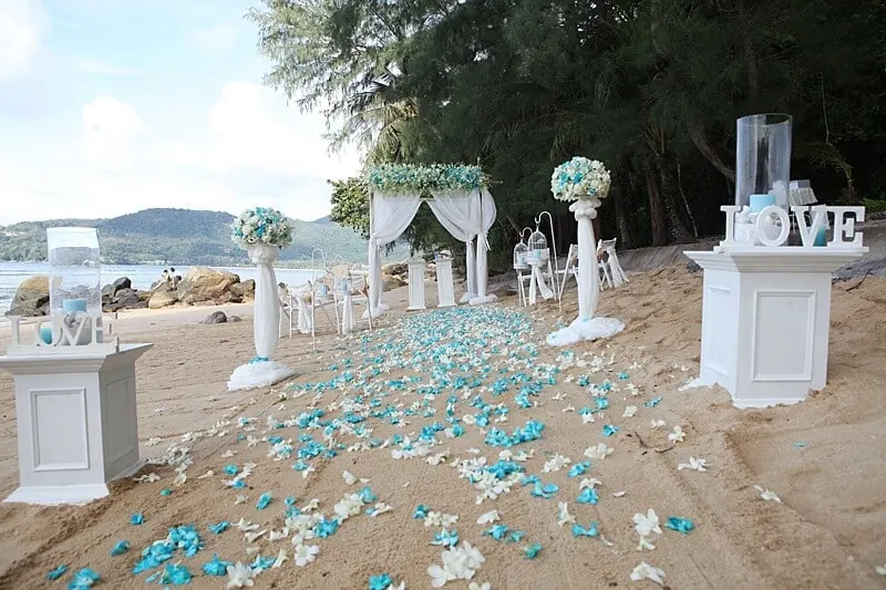 Unique & Phuket wedding at Hua Beach, Phuket — October 2017 (image 58 of 74)