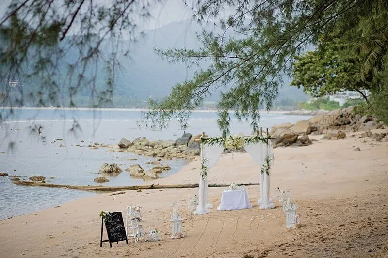 Unique & Phuket wedding at Hua Beach, Phuket — October 2017 (image 21 of 74)