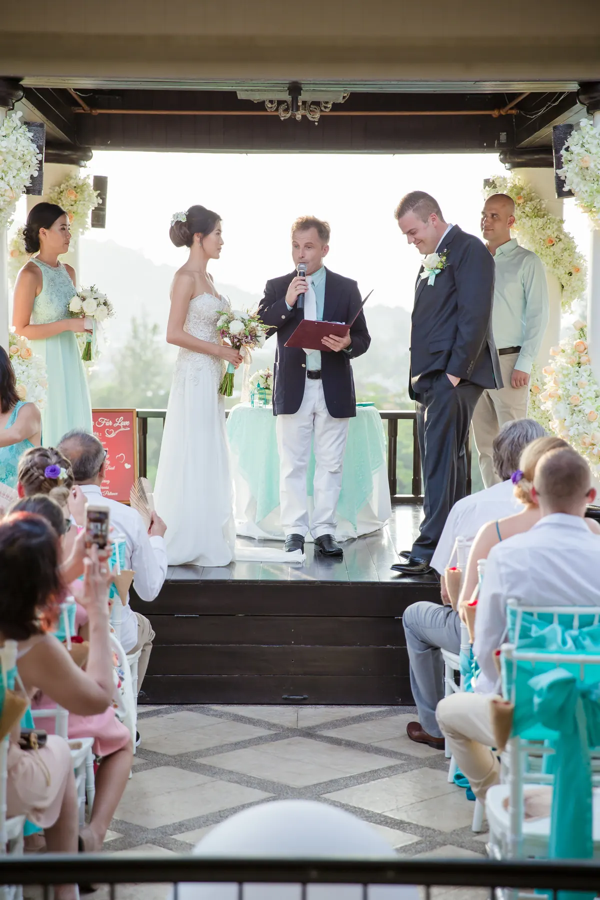 Stephan & Diana wedding at Villa Baan Chang Thai, Phuket — December 2016 (image 182 of 231)