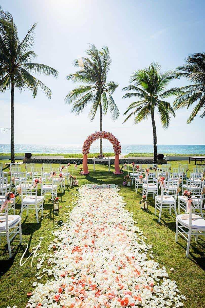 Kitty & Mike wedding at Villa Jia – Jivana Beach Villas, Phuket — February 2019 (image 25 of 31)