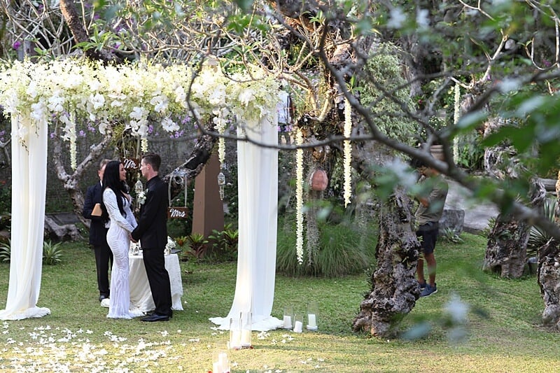 Jacklyn & Alex wedding at Thavorn Beach Villa Resort, Phuket — March 2018 (image 23 of 41)