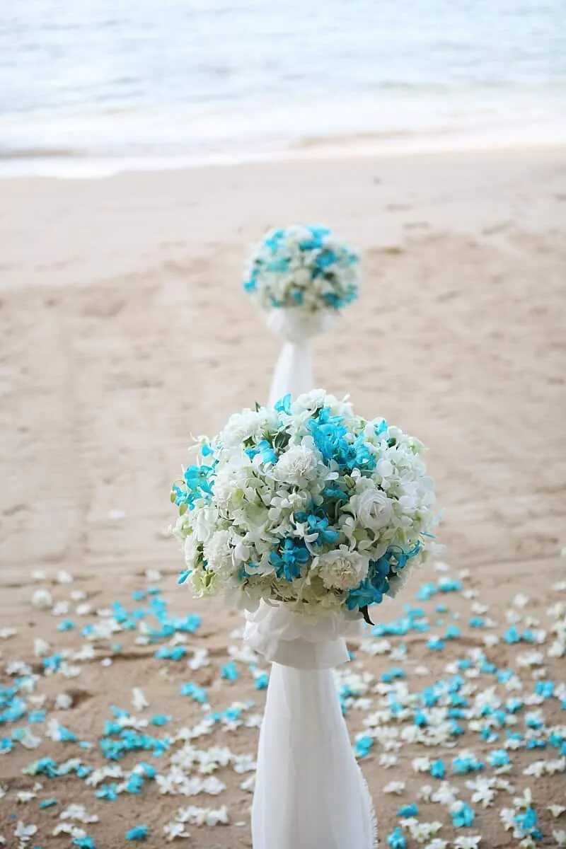 Unique & Phuket wedding at Hua Beach, Phuket — October 2017 (image 50 of 74)