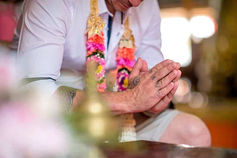 Nic & John wedding at Chalong Temple, Phuket — February 2018 (image 52 of 88)
